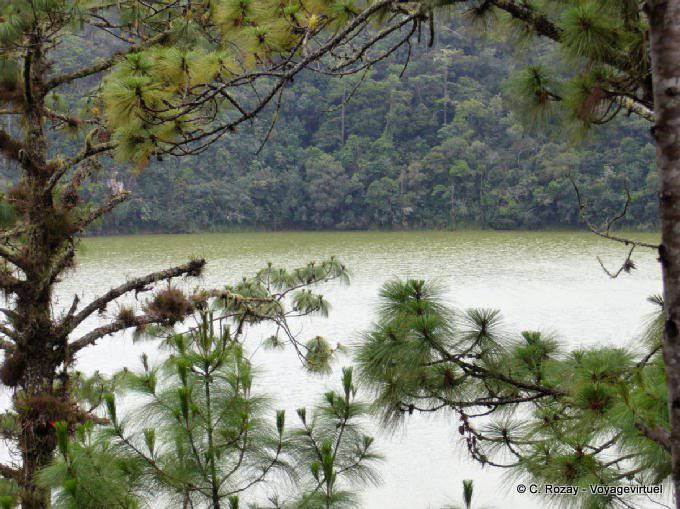 Lagunas de Montebello, Laguna Esmeralda - Mexiko