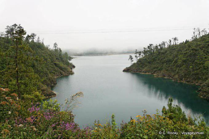 Lagunas de Montebello, Laguna Tziscao - Mexiko