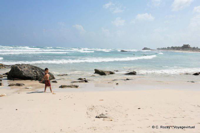 Ozeanwellen, Strand Paamul, Yucatan - Mexiko