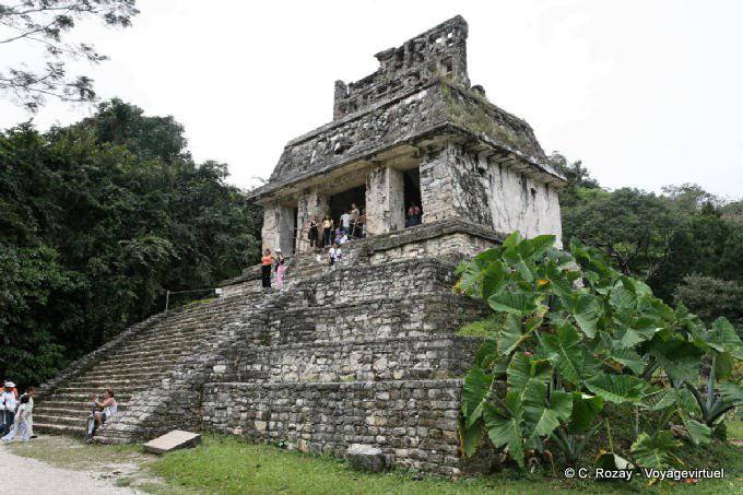 Um GIII der Sonnentempel auf seiner Pyramide, Palenque gewidmet - Mexiko