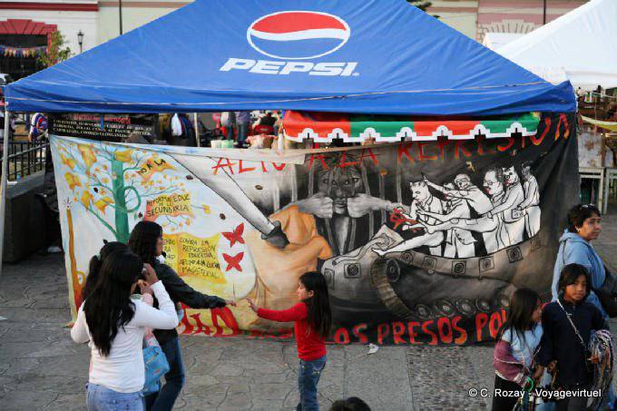 Contra represión, Plaza de la Paz, San Cristobal de las Casas - Mexiko