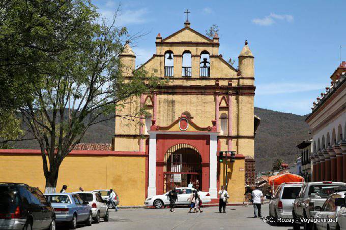 Templo de San Nicolás, San Cristobal de las Casas - Mexiko