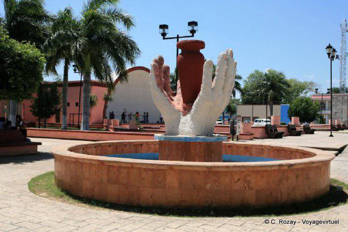 Hauptpark Fontaine, Ticul - Mexiko