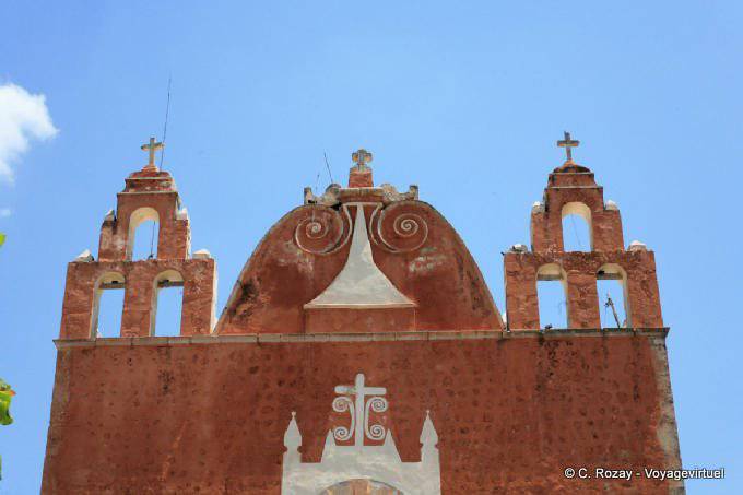Dekoration des Turms, Parroquia de San Antonio de Padua, Ticul - Mexiko