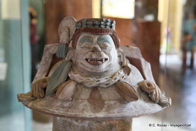 Keramik mit Schokolade Gott Zunge heraus, Museum Tonina - Mexiko