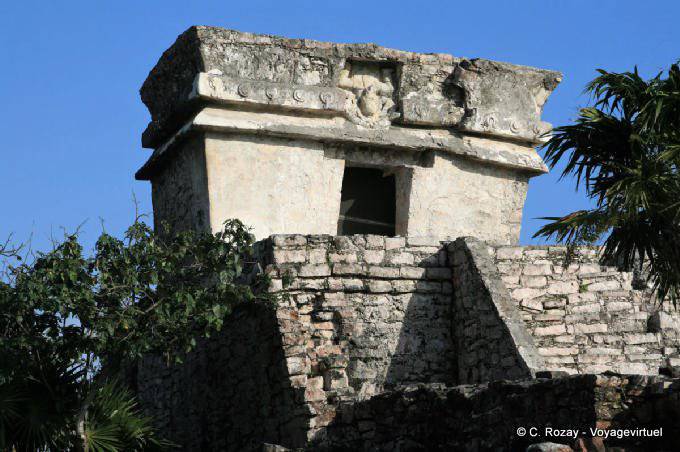 Der Tempel des Absteigend Gott, Tulum - Mexiko