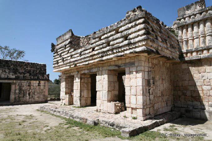 Präkolumbianischen Kunst, äußere Architektur, Platz Vogel, Uxmal - Mexiko