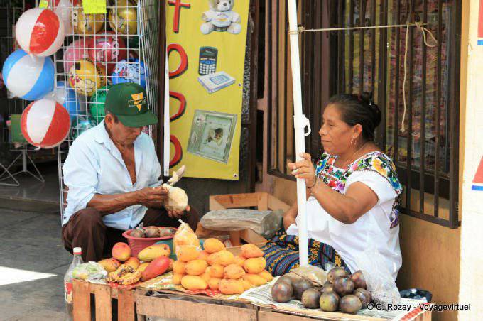 Peeling Obst, Avenida Hidalgo, Valladolid - Mexiko