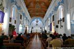 Das Kirchenschiff der Kirche von Santa Lucia, San Cristobal de las Casas, Mexiko.