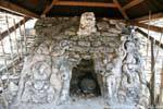 Der Altar der Monster der Erde verschlingt eine Solarkugel Stein Tonina, Mexiko.