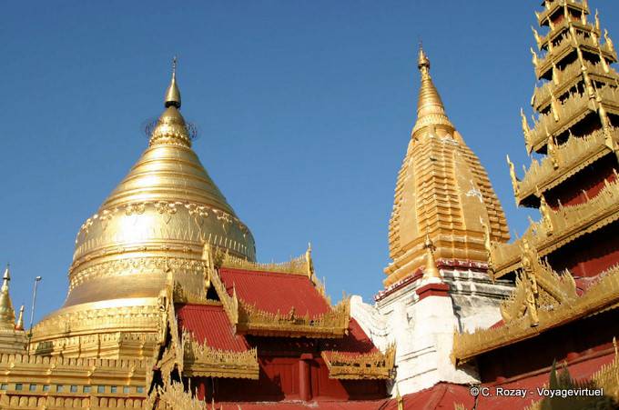 Verschiedene Stupas Shwezigon, Bagan - Myanmar (Birma)