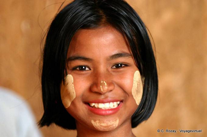 Das schöne Lächeln der Myanmar, Bagan - Myanmar (Birma)