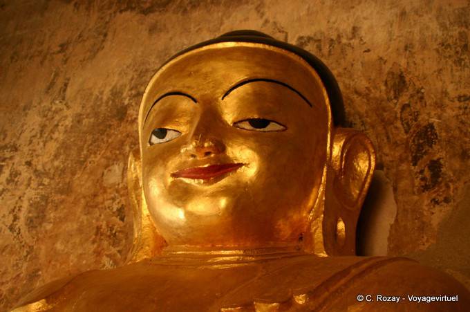 Die Augen des Buddha, die rauchen einen Joint, Bagan hatte - Myanmar (Birma)
