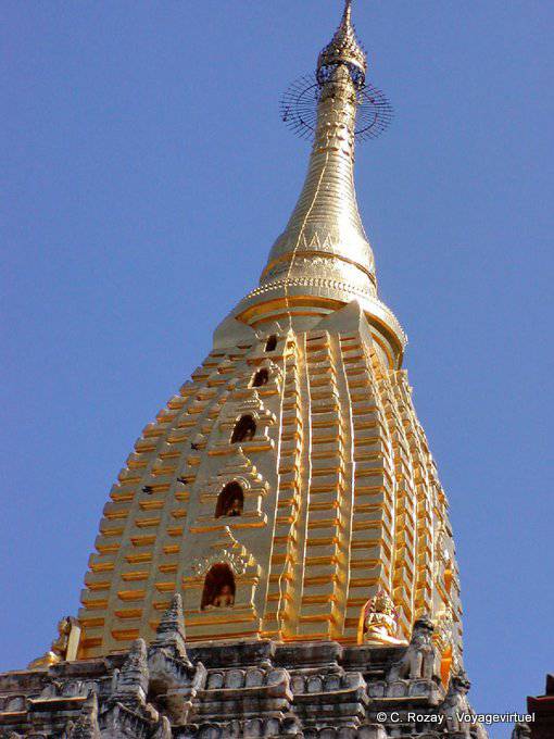 Der Glockenturm der Ananda-Tempel, Bagan - Myanmar (Birma)
