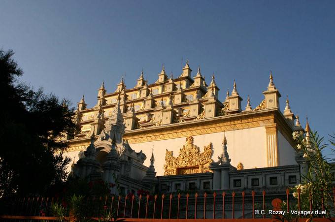 Das Kloster Atumashi Kyaung, Maha Atulawaiyan Kyaungdawgyi, Mandalay - Myanmar (Birma)