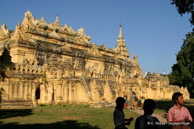Maha Aung Mye Bonzan das Kloster, Ava, Mandalay - Myanmar (Birma)