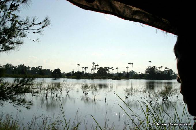 Teiche und Abendlicht nach Ava (Ratanapura), Mandalay - Myanmar (Birma)