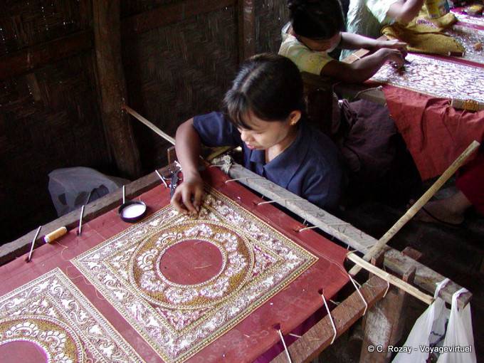 Artisnanat, Handstickerei, Mandalay - Myanmar (Birma)