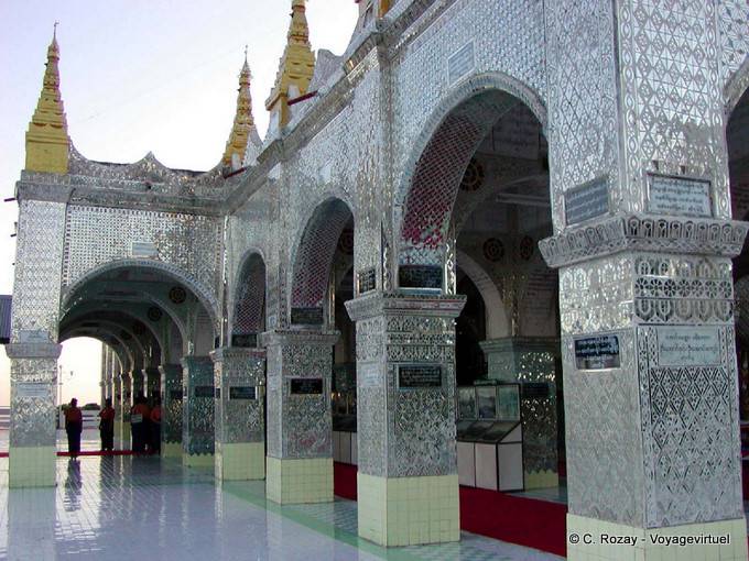 Sutaungpyai Pagode, Outdoor-Einstellung und nicht kitschig - Myanmar (Birma)