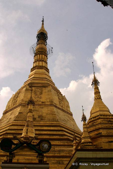 Top Stupas Sule Pagode, Rangun - Myanmar (Birma)
