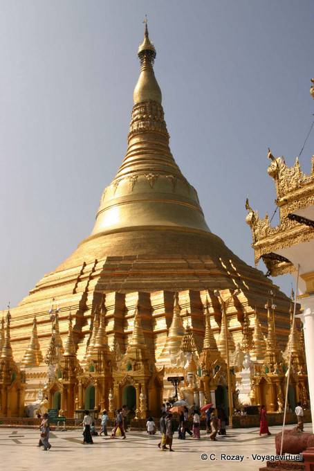 Kleine Tempel in der Großen Stupa, Shwedagon-Pagode, Rangun - Myanmar (Birma)