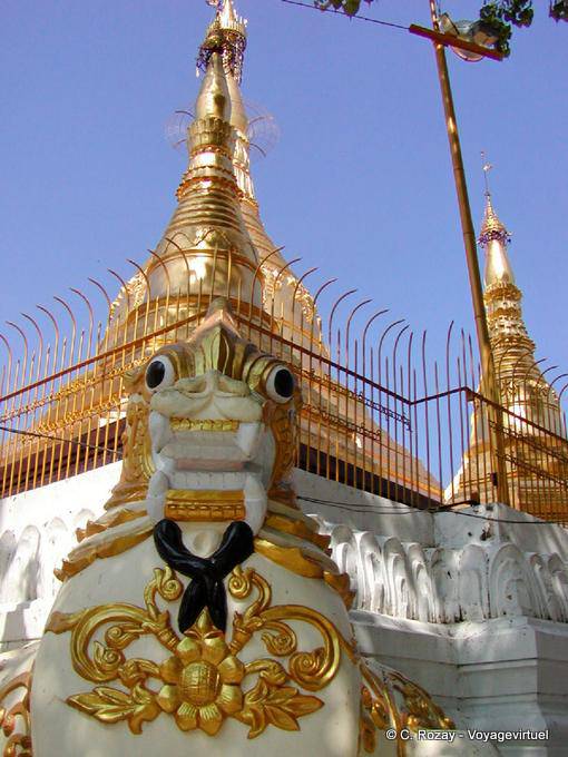 Monster in der Ausrichtung von Stupas, Shwedagon-Pagode, Rangun - Myanmar (Birma)
