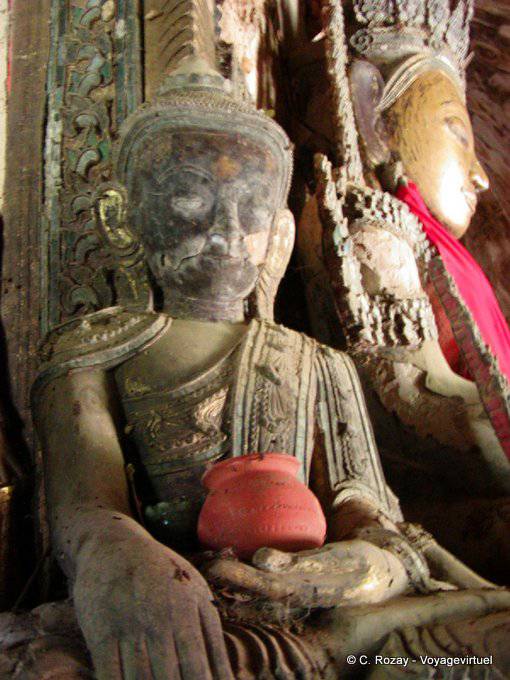 Antiker Buddha Vereinigung der vier Almosenschalen, Stätte von Sankar - Myanmar (Birma)