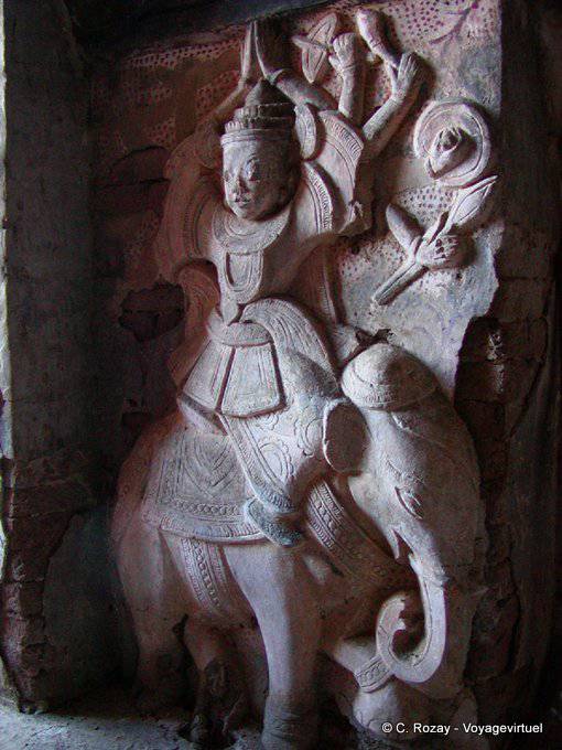 Göttin mit mehreren Armen, komplexe Takhaung Mwedaw, Sagar - Myanmar (Birma)