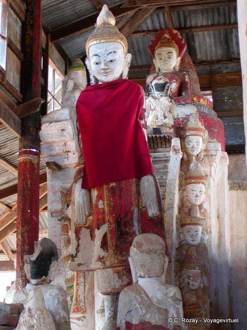 Mudra Buddha-Bild des Wohlwollens und des Mitgefühls, Sagar - Myanmar (Birma)