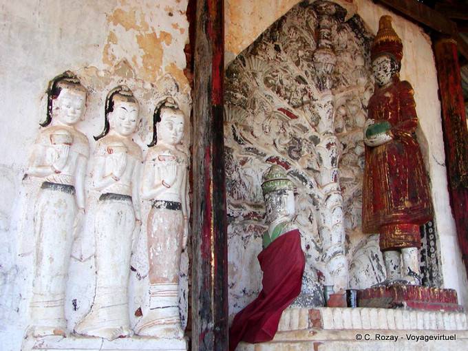 Statuary Angeboten Takhaung Pagode (Saga) - Myanmar (Birma)