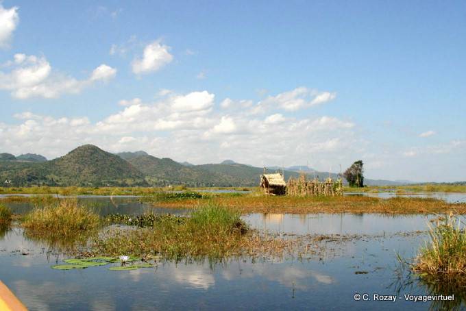 Landschaft zwischen dem Inle-See und Sankar (Sagar) - Myanmar (Birma)