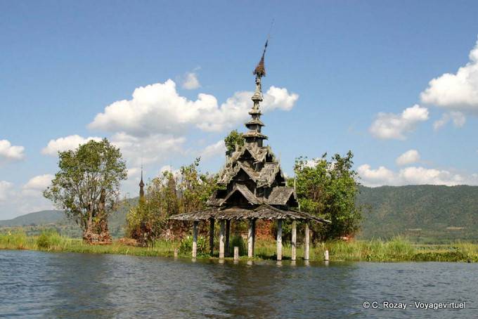 Holz-Pagode in Belu Chaung, Sagar taucht - Myanmar (Birma)