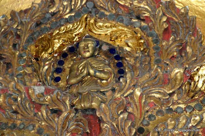 Dekorative Details in der Phaung Daw Oo Pagode, Inle - Myanmar (Birma)