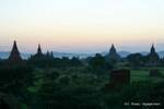 Dämmerungsfarben auf Stupas Alte Bagan, Bagan, Birma.