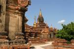 Am Fuße des Dhammayazika Pagode, der Tempel der Zukunft Buddha, Bagan, Birma.