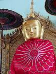 Wohlwollende Buddha-Pagode Phaung Daw U Kyaung, Inle-See, Birma.