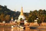 Ankunft im Hafen Sagaing, Birma.