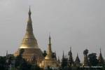 Haupt Stupa der Shwedagon-Pagode und die des Shinsawpu, Rangun, Birma.
