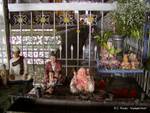 Kleiner Altar mit Nats Rangoon, Birma.