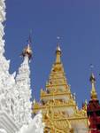 Pyatthat mit vergoldeter Struktur, Shwedagon Pagode, Yangon dekoriert, Birma.