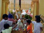 Familie Hingabe, Shwedagon-Pagode, Rangun, Birma.
