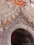 Pfauen, Relief in Saga, Takhaung Pagoda, Birma.