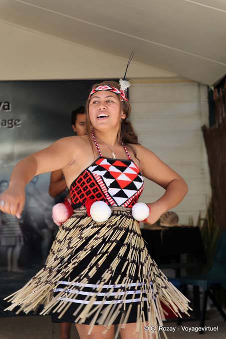 Waiata ein ringa, Whakarewarewa Maori-Show, Rotorua - Neuseeland