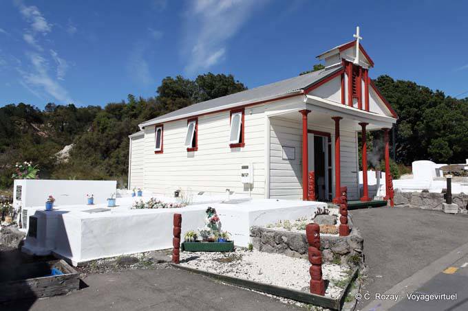 Außenansicht des Maori-Kirche, Whakarewarewa Thermal Village, Rotorua - Neuseeland