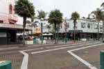 Palmen und Fußgängerzone, Napier City Centre, Ostküste, Neuseeland.