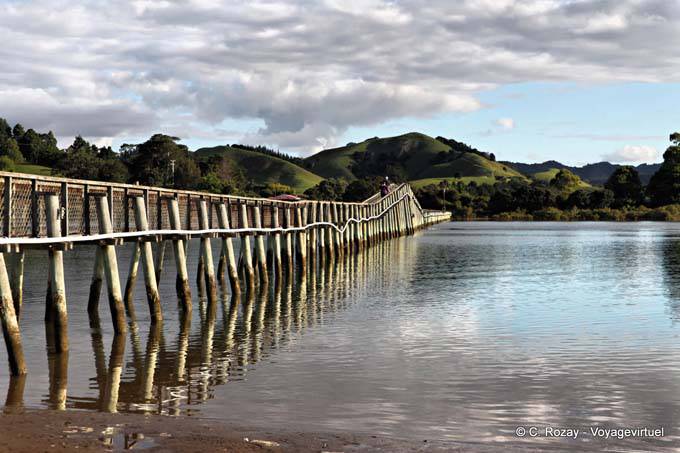 Whananaki Footbridge, Northland - Neuseeland