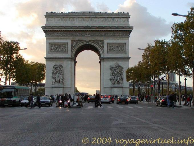 Place de l'Etoile, Paris, Arc de Triomphe, Frankreich