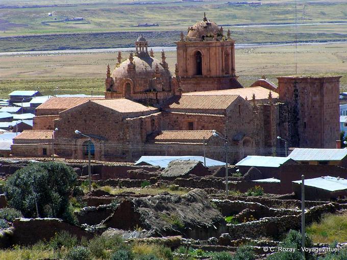 Kirche Santa Isabel (1767) von oben, Pukara -Peru