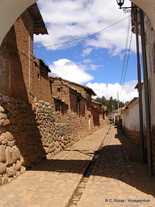 Typische Straße von Chinchero, Zugriff auf das Heilige Tal -Peru