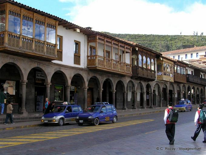Balkone und Torbögen in Cusco -Peru